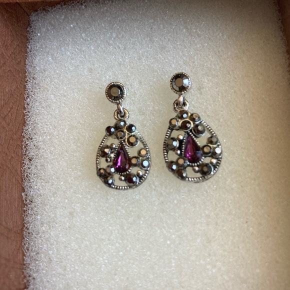 Vintage Dangle Earrings Silver Tone Metal, Amethyst and Marcasite stones - Picture 5 of 8